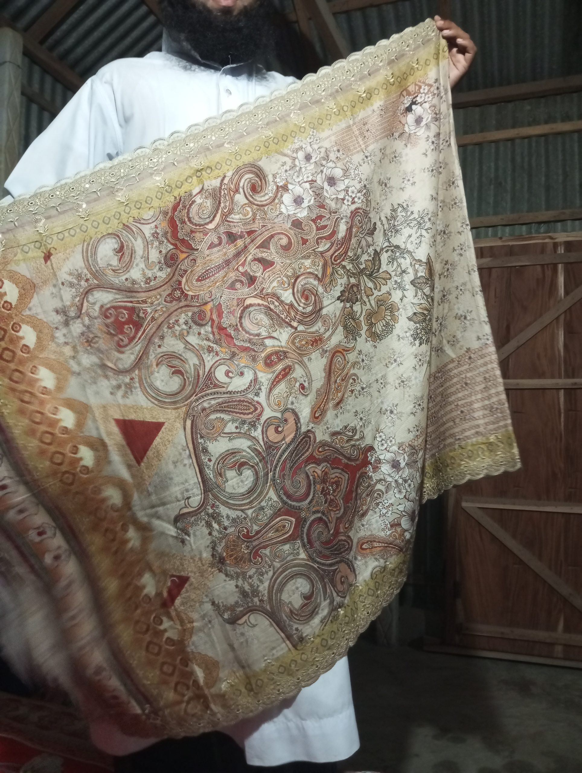 লেডিস প্রিমিয়াম কটন থ্রি-পিস – অফ-হোয়াইট উইথ মাল্টিকালার দোপাট্টা - Image 2